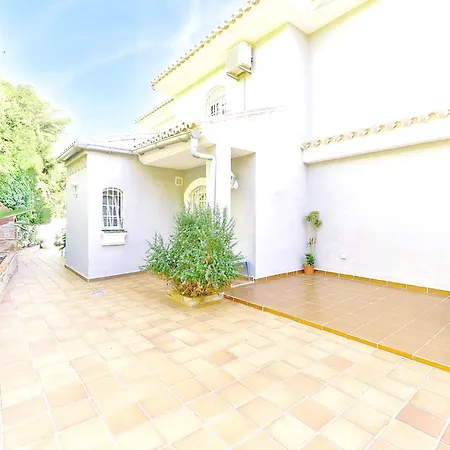 דירה Impeccable Summer Family House