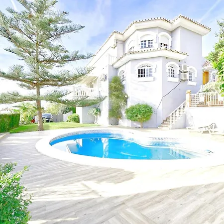 Impeccable Summer Family House * Malaga